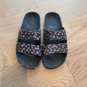 Floral Slide Sandals